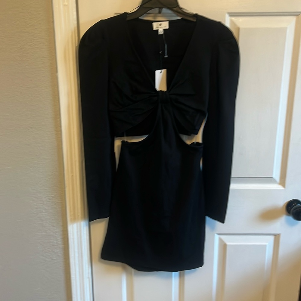 Black cut out dress size large women’s NWT